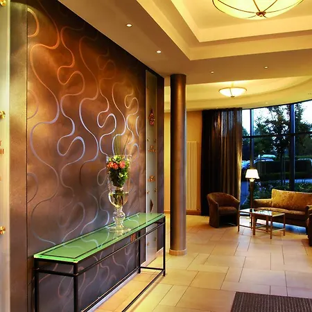 Park Janssen Ξενοδοχείο 4*