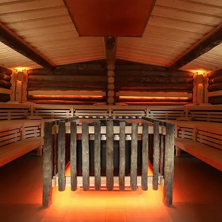 Park Janssen Hotel 4*