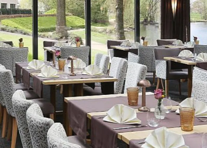 Отель Park Janssen 4*