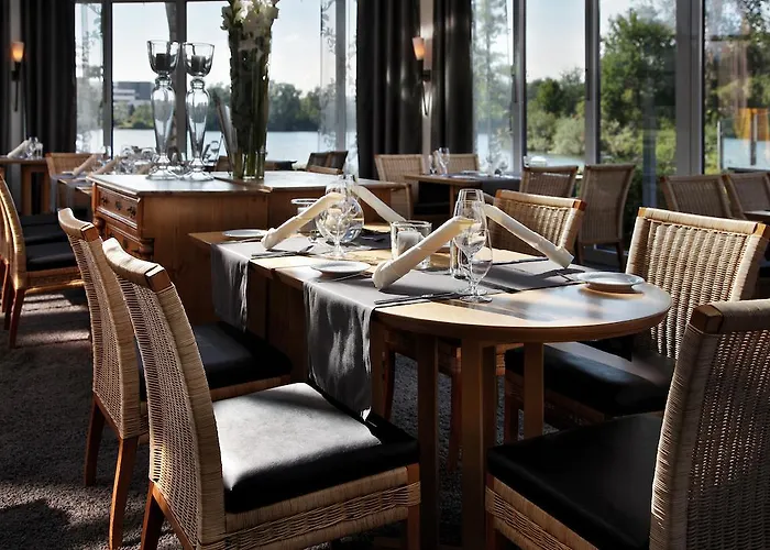 Park Janssen Hotel 4*