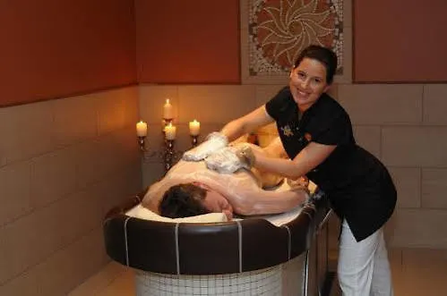 Park Janssen Hotel 4*